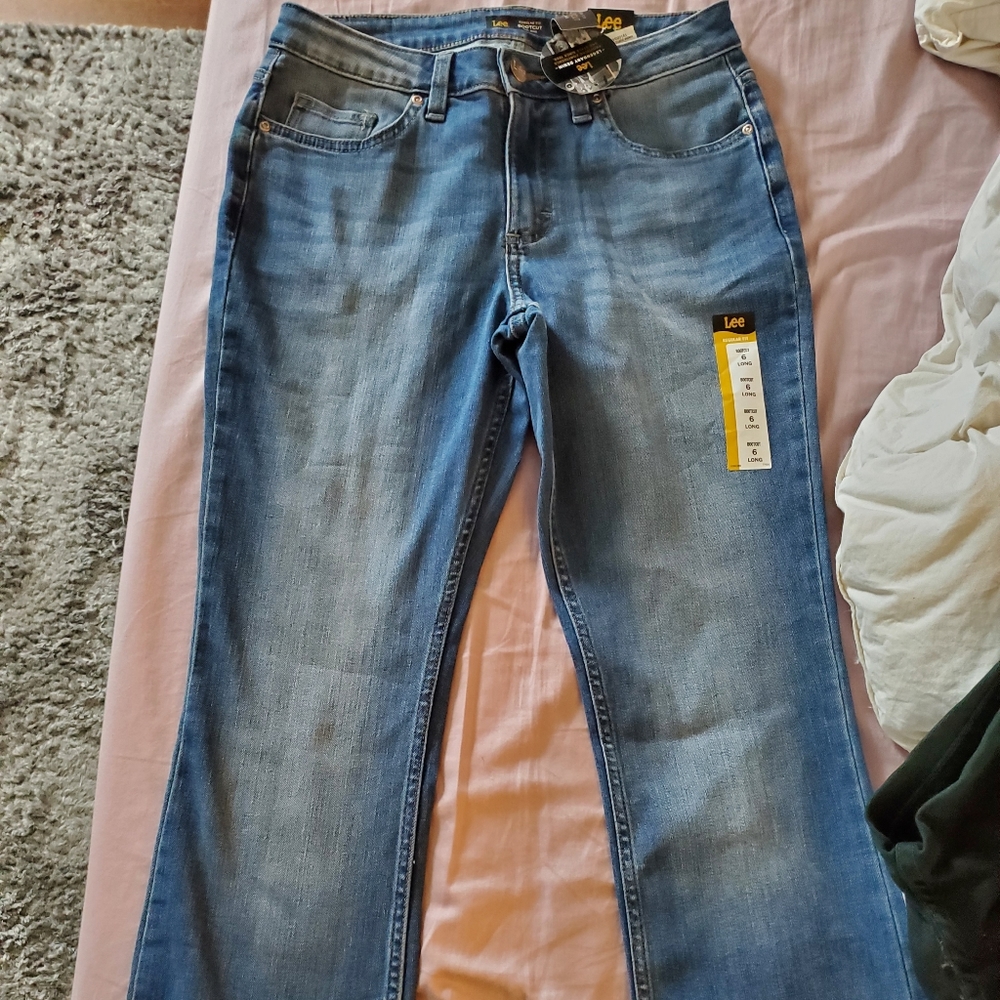 Lee Jeans